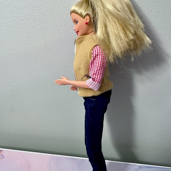 2000 Barbie Country Cracker Barrel - Picture 3 of 3